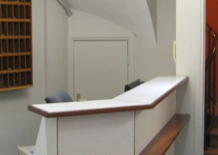 ホテル Opera Dieppe 3*