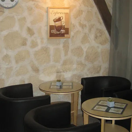 Opera Dieppe Otel 3*